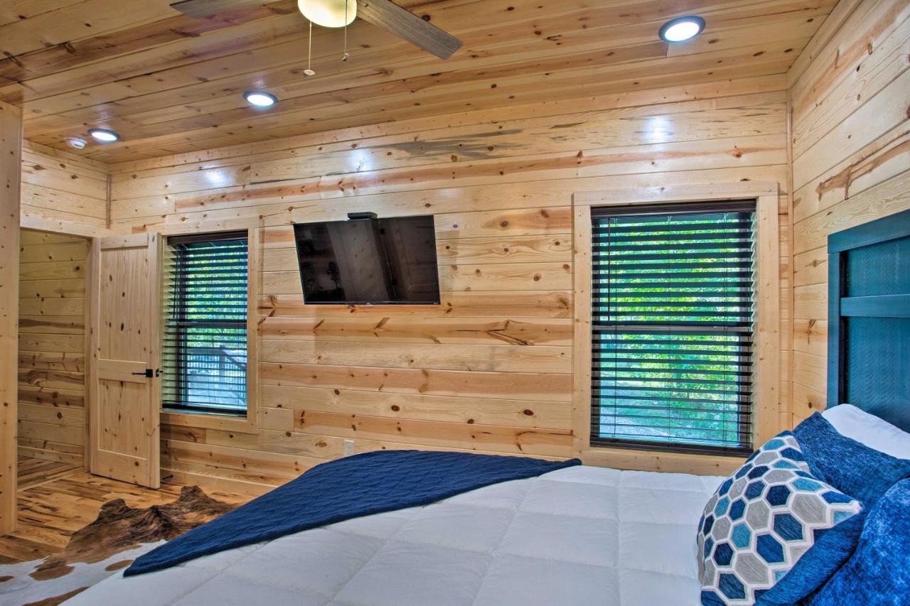 Luxe Broken Bow Cabin Game Room, Fire Pit And Deck! 外观 照片